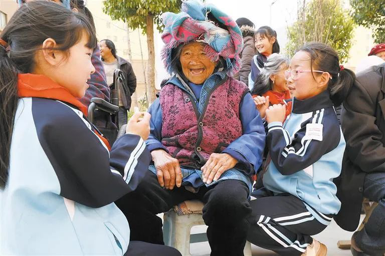 让雷锋精神在校园绽放光芒——全市各学校开展学雷锋系列活动